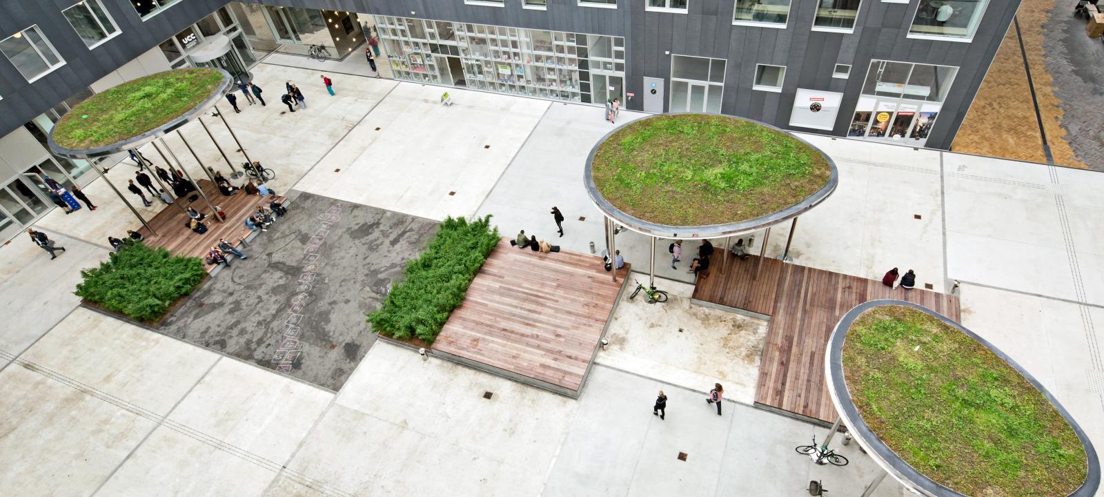 Bird's eye view into a courtyard